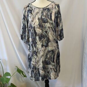 EUC - SK Skunk (Brazil) Back Cutout Shift Dress - Brazil size 42/ US size 8